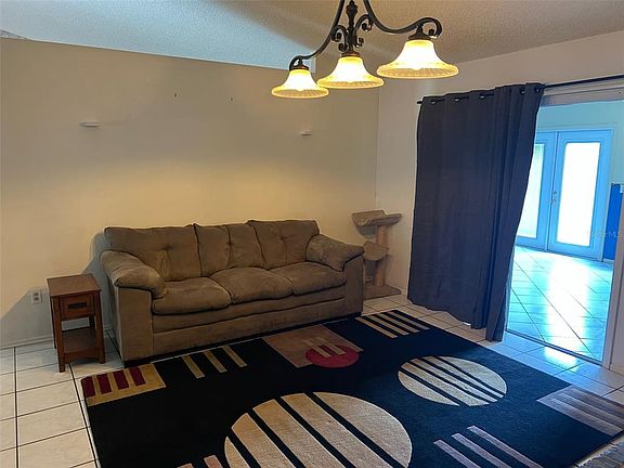 3rd image of 330 BONNIE LANE