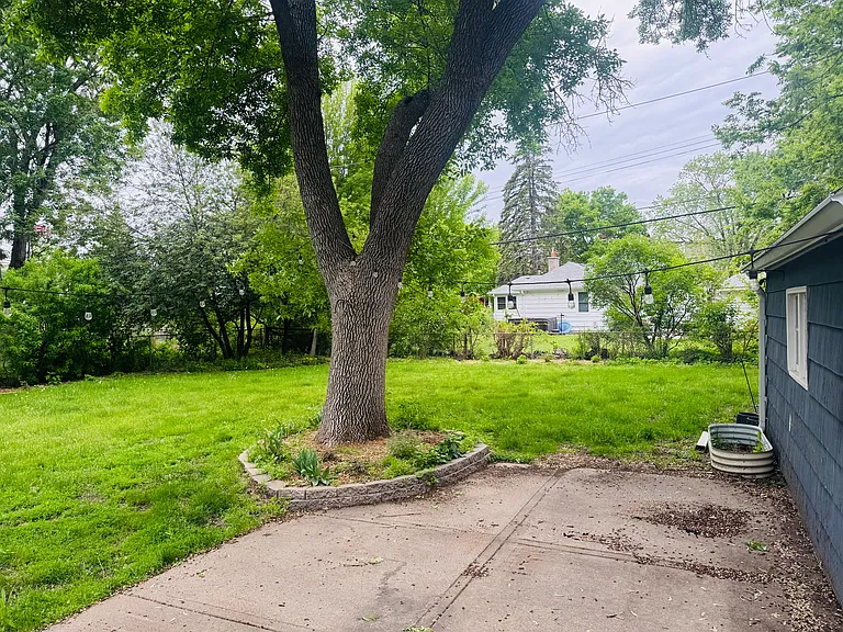 7620 Grand Ave S — Photo 18