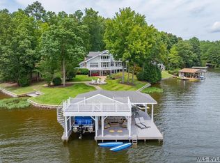 233 Old Ferry Rd, Littleton, NC 27850