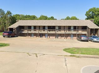 Lakeside Apartments, Jefferson City, MO 65109