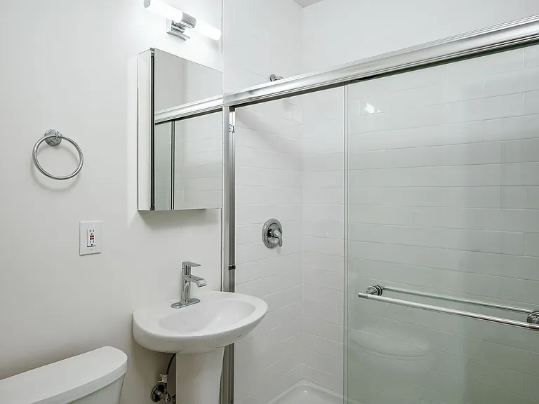 Fionia Apartments — Photo 93