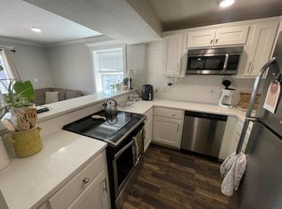 4527 Holly St APT 101, Kansas City, MO 64111