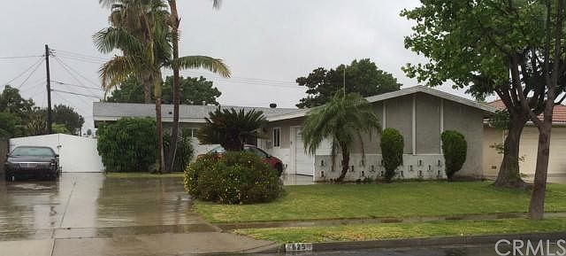 1st image of 625 S Newcastle Dr