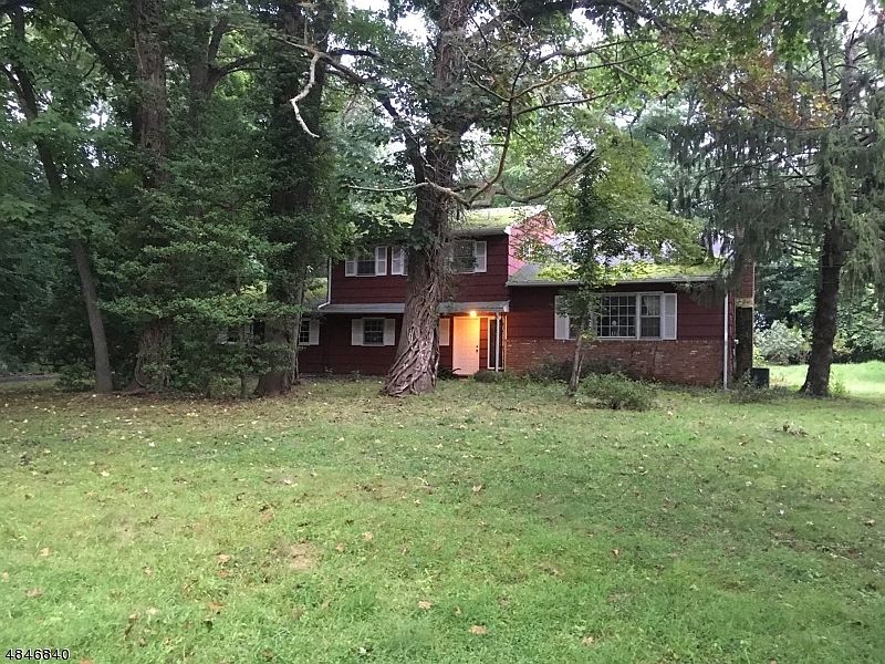2nd image of 12 Unami Ln