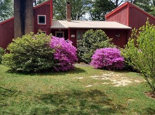 355 Carlton Rd, Crewe, VA 23930