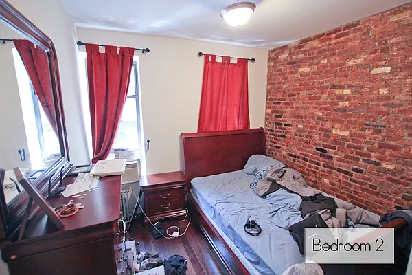 Rented by Jonis Realty | media 16
