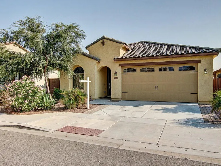 5553 W Buckskin Trl — Photo 2