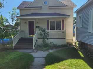 409 S 17th St, Escanaba, MI 49829