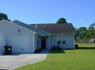 108 Charlton Rd, Hubert, NC 28539