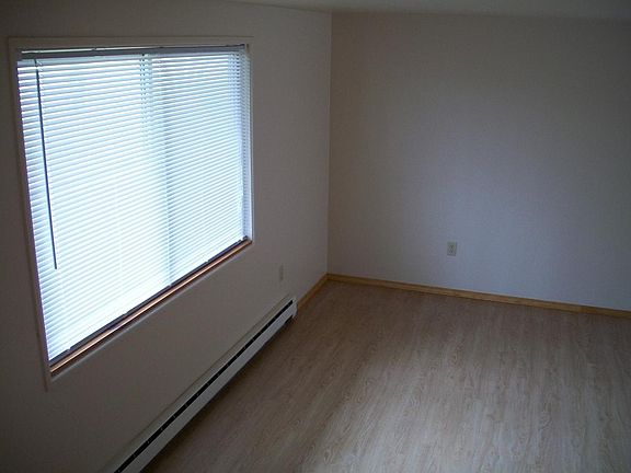 109 Stonecrest Lane, Butler, Pa for rent. 724-712-9272