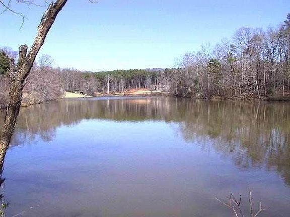 3rd image of 2802 Poinsett Hwy