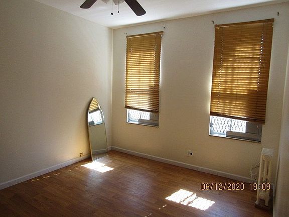 3rd image of 541 McDonald Ave #2AB