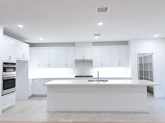 2nd image of 26832 Hadley Ave