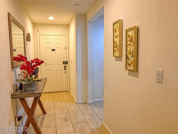 2nd image of 885 Harbor Ave