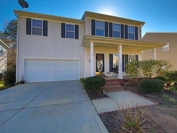 3rd image of 2563 Ivy Creek Frd