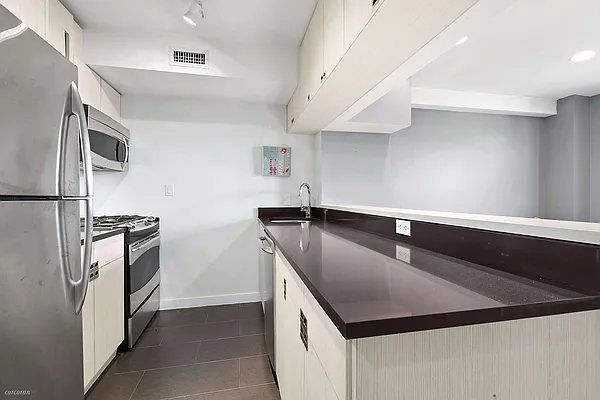 Rented by Corcoran | media 13