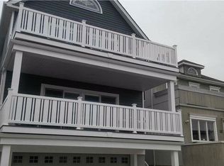 21 Ohio Ave, Long Beach, NY 11561
