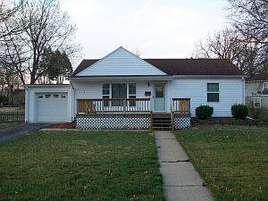 1st image of 3004 Rush Ave