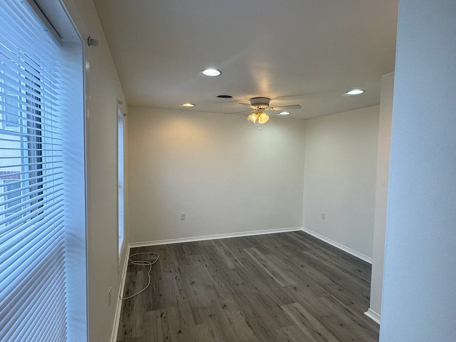 3 bed, 1.5 bath, 1125 sqft, $1,750 — Photo 3