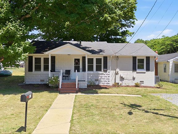 2nd image of 607 E Holmes St