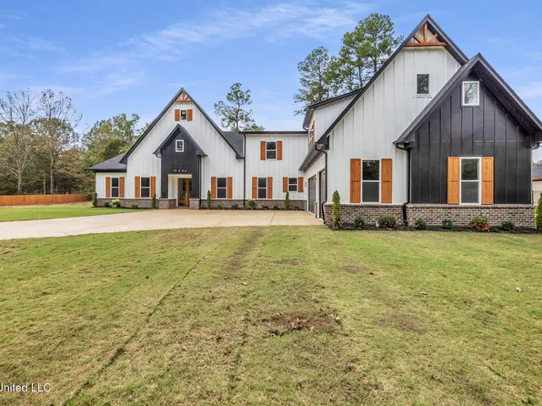 10203 Woolsey Rd, Olive Branch, MS 38654