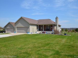 6854 Wildcat Rd, Jeddo, MI 48032