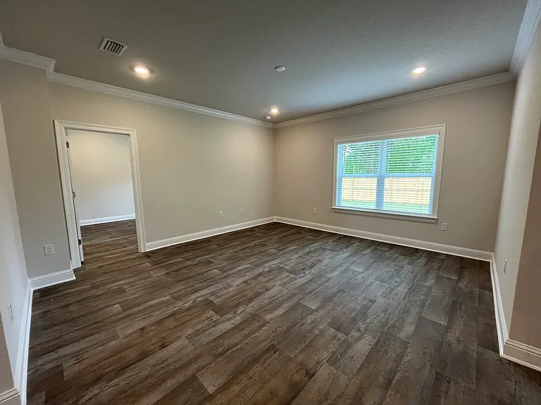 14920 Dayton Cir — Photo 6