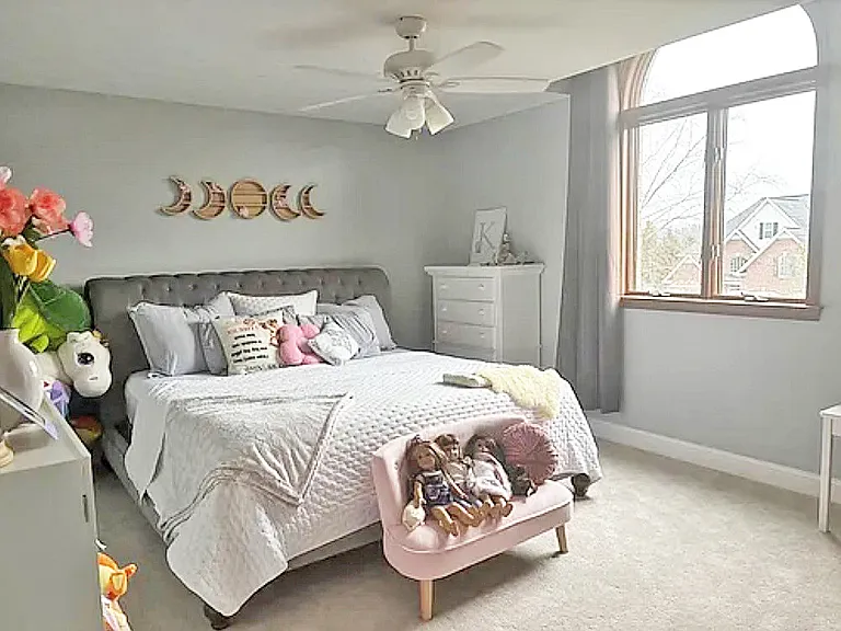 120 Marlboro Dr — Photo 12