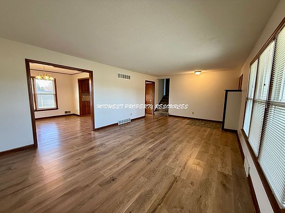 4th image of 2203 NW Chipman Rd