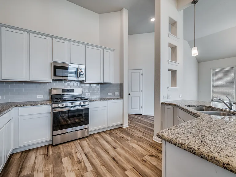 16309 Garden Dr — Photo 7