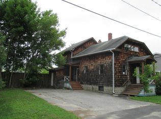 16 Stewart St, Lewiston, ME 04240