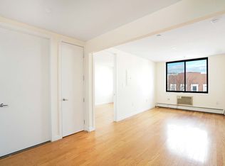 936 Metropolitan Ave #204, Brooklyn, NY 11211