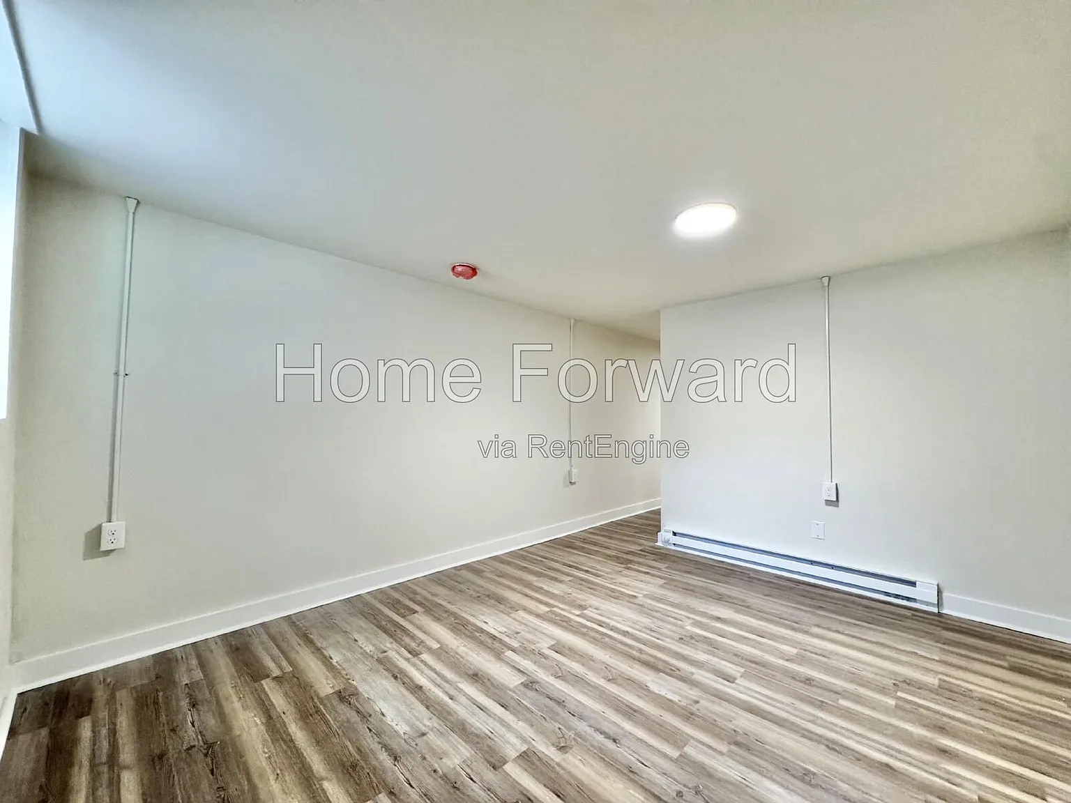 1 bed, 1.0 bath, 500 sqft, $895 — Photo 4