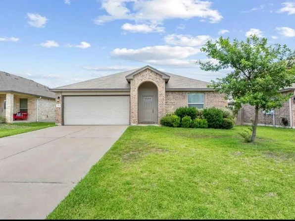 2812 Samson Dr, Lorena, TX 76655
