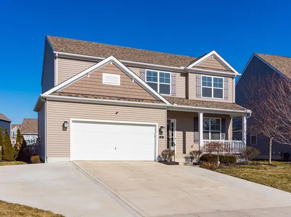 160 Chestnut Commons Dr, Commercial Pt, OH 43116