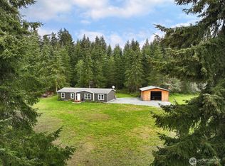 34 E Welcher Road, Coupeville, WA 98239