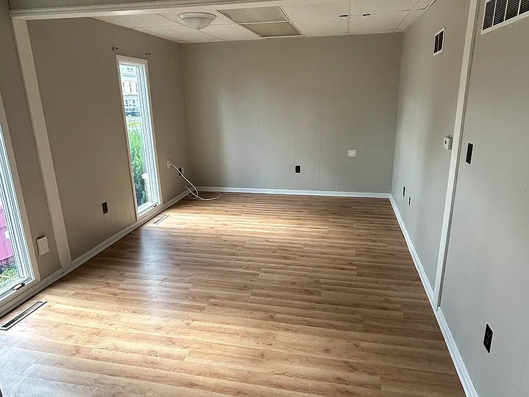 58 Sturges Ave #5 — Photo 2