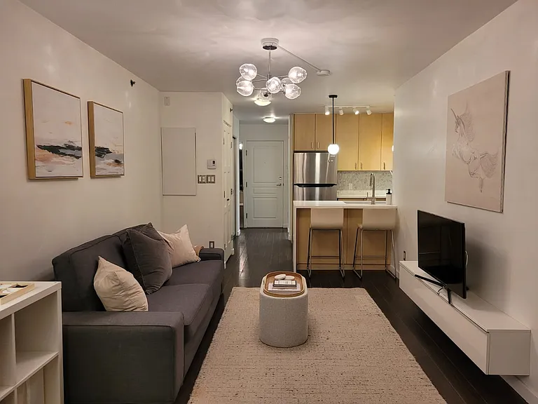 819 Hamilton St #314 — Photo 5