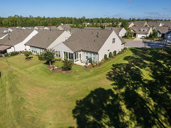 4th image of 1212 Oysterwood Ln