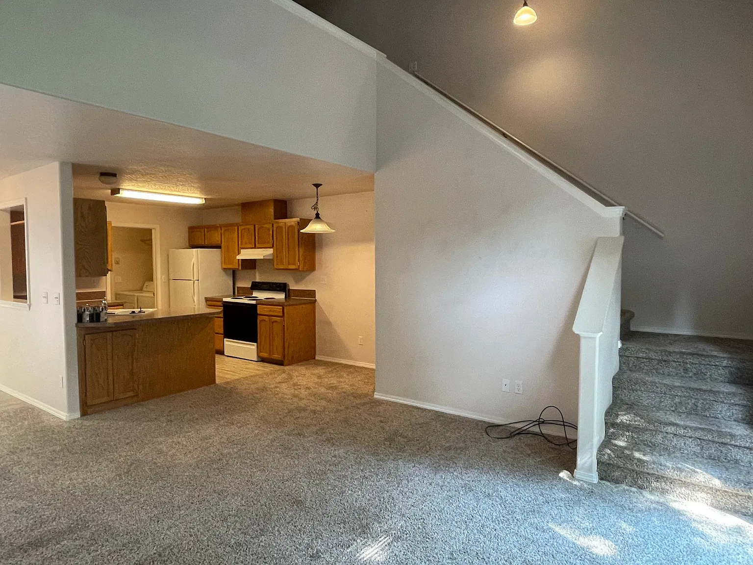 2 bed, 2.5 bath, 1230 sqft, $1,995 — Photo 4