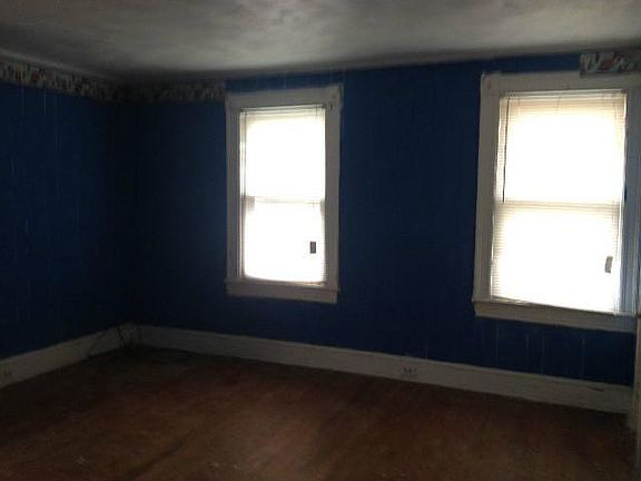 3rd image of 737 Hamilton Ave