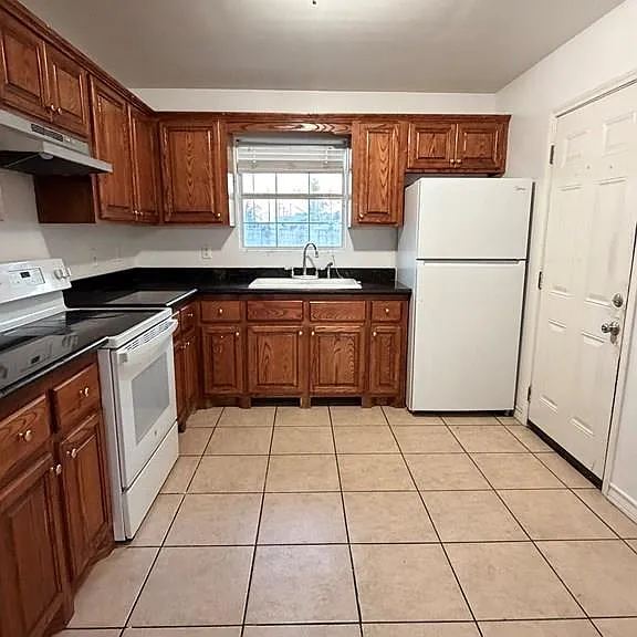 6601 Garden Woods Ave — Photo 4