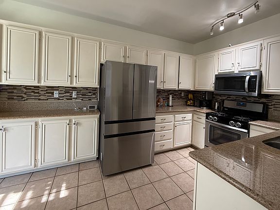 3rd image of 480 Belle Vista Dr Unit 200