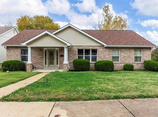 33 W Waymire Ave, Saint Louis, MO