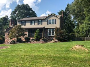 107 Will Scarlett Rd, Canonsburg, PA 15317