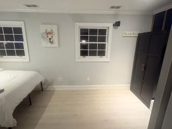 (undisclosed Address), Charlotte, NC 28212