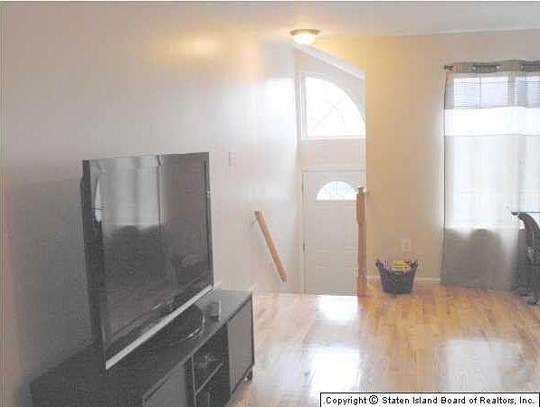 2nd image of 43 Arden Ave #0