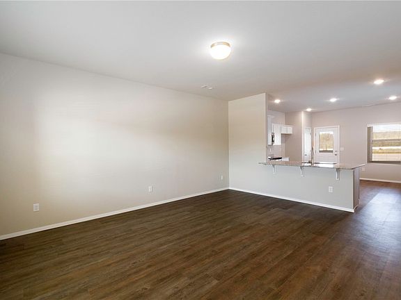 4th image of 3044 W Azurite St