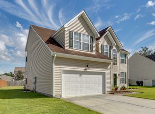1110 Pin Oak Dr, Suffolk, VA 23434