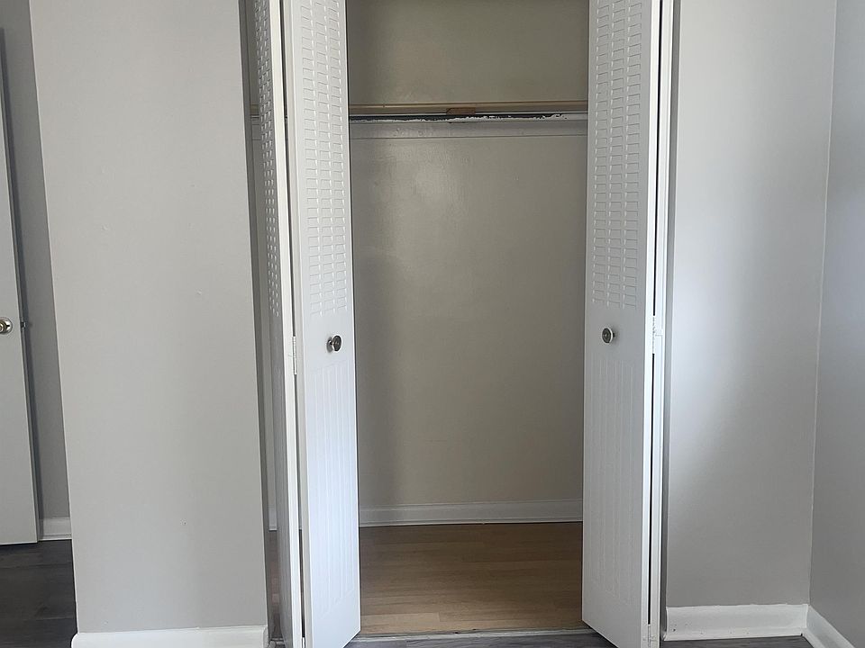 2nd image of 105 Lincoln St #11267708